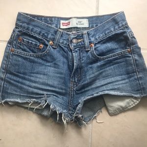 Levi jean shorts